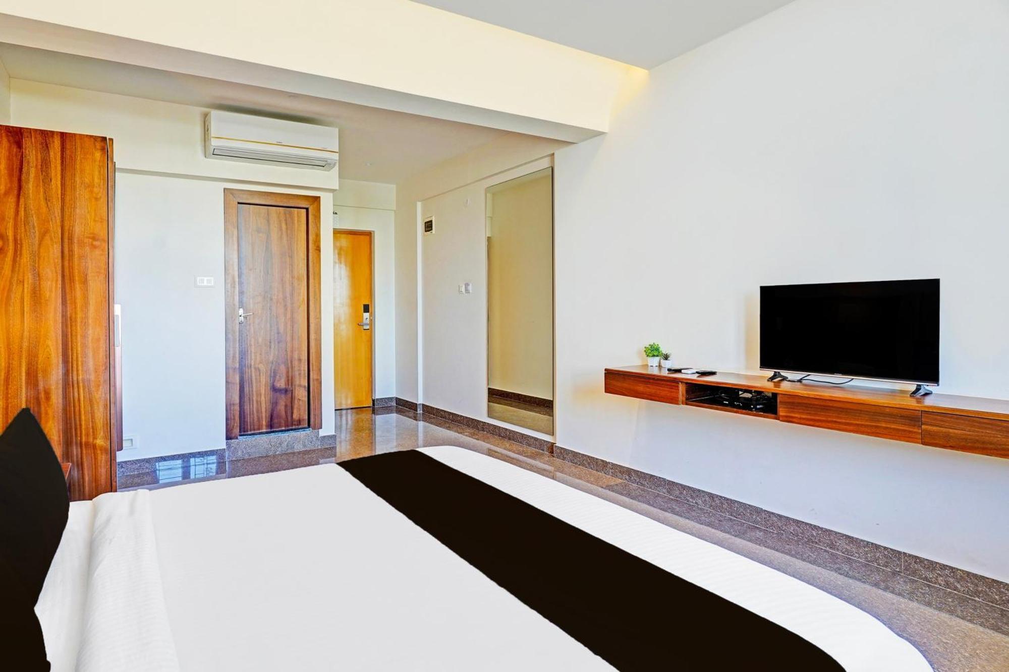 Super Townhouse Oak Electronic City Formerly Hotel Trubell Kammasandra Buitenkant foto