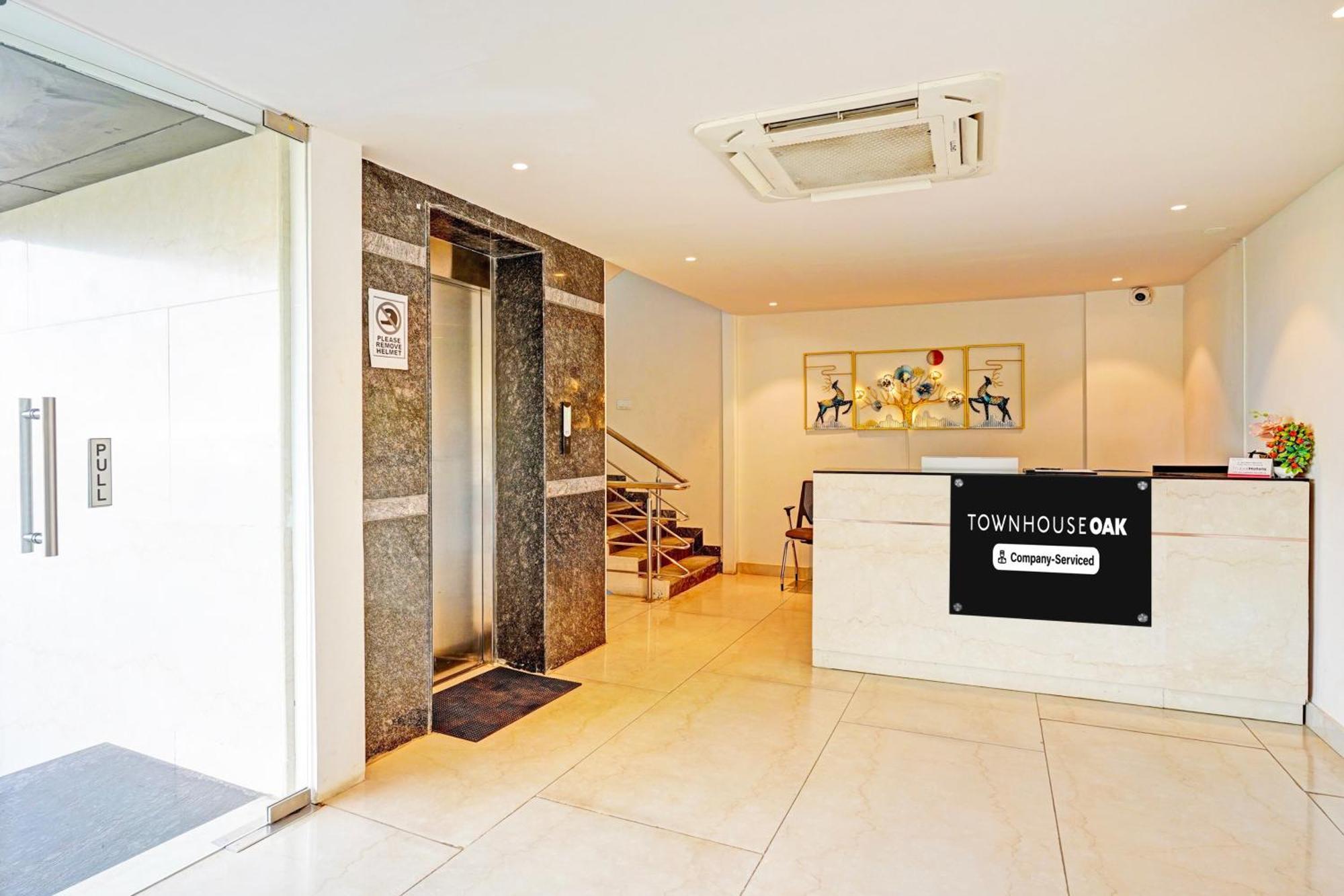 Super Townhouse Oak Electronic City Formerly Hotel Trubell Kammasandra Buitenkant foto
